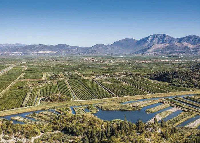 דירה Lovely In With Wifi Duboka